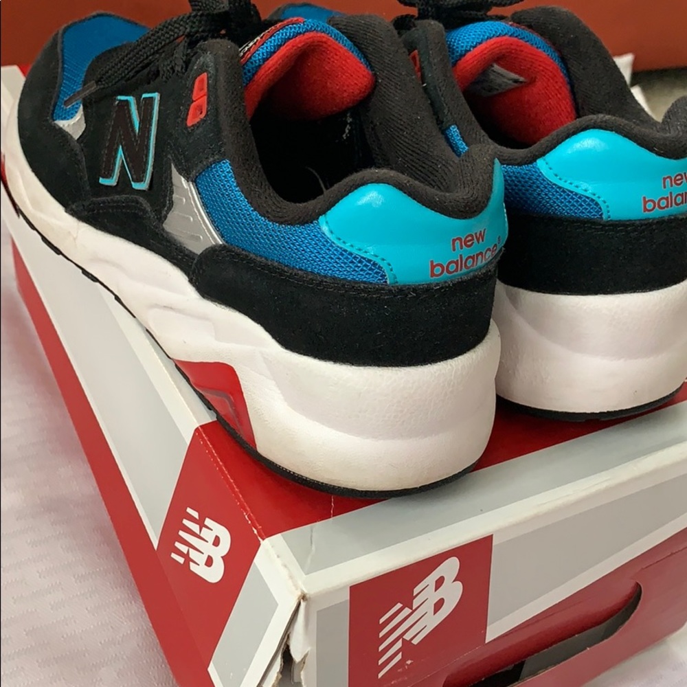 Blue and Red New Balance 580’s - Picture 8 of 8